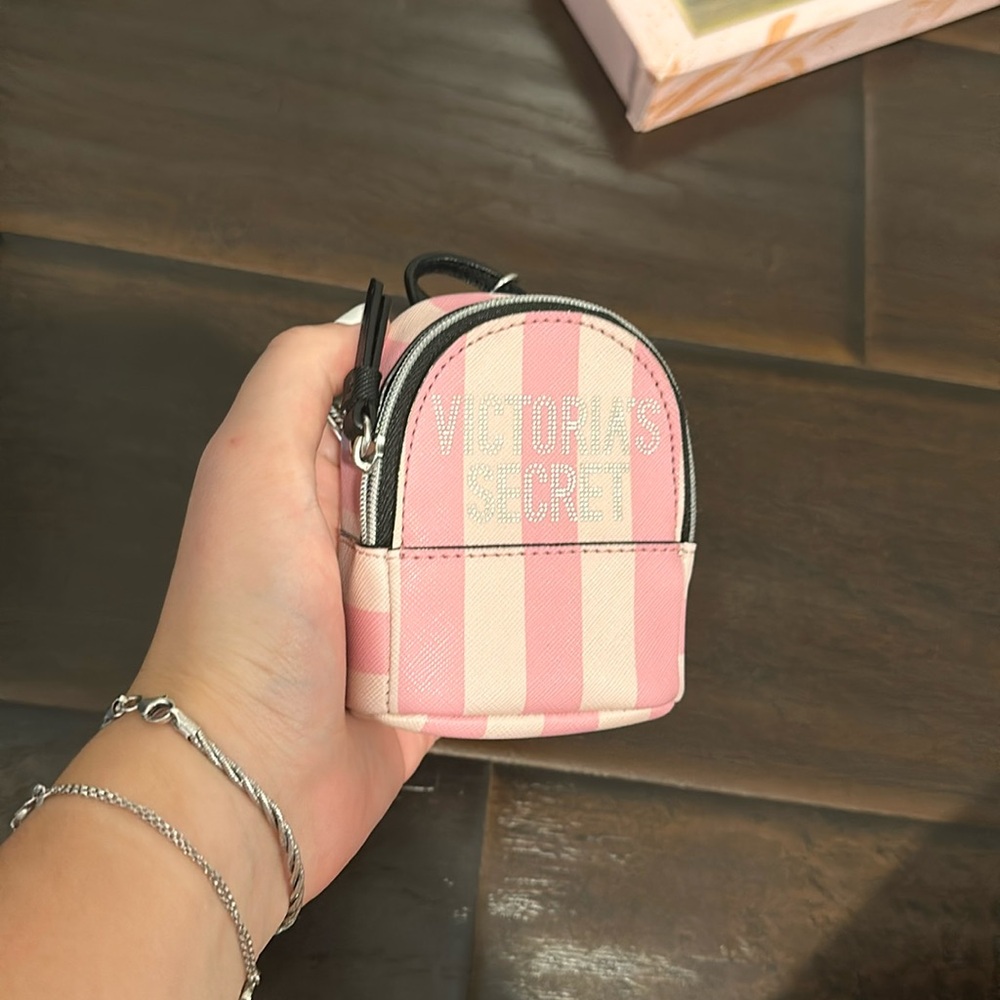 Victoria's Secret Coin Logo Mini Pink Pouch Purse Change Keyfob Keyring Backpack